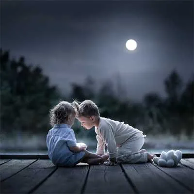 Cute friends WhatsApp DP image