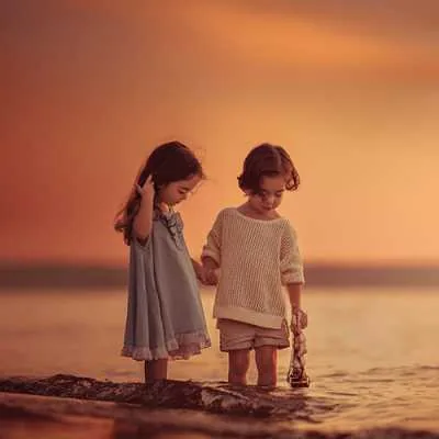 Cute friend DP for WhatsApp